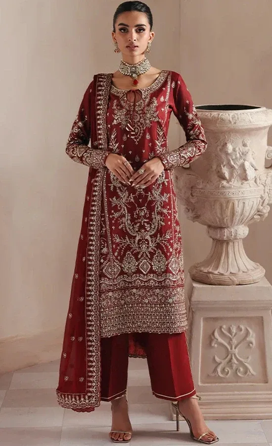Maroon Punjabi Suit For Wedding Guests (ss) (1) Maroon Punjabi Suit For Wedding Guests (ss) (1)