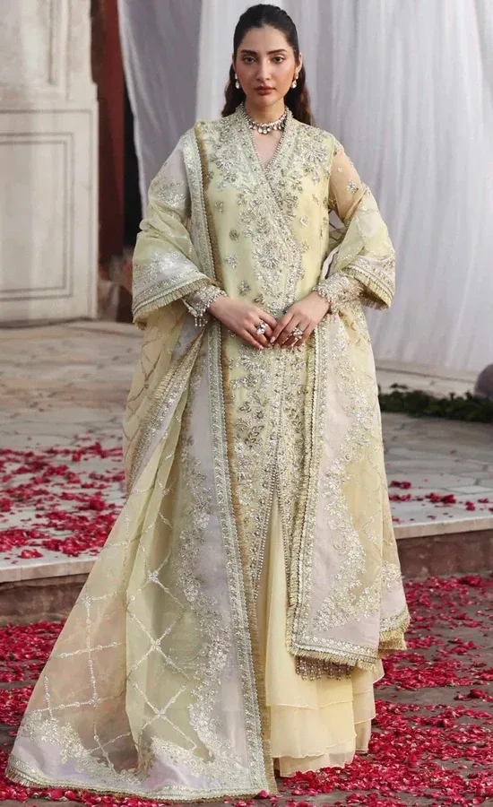 Angrakha Style Frock For Wedding Guestssss (3) Angrakha Style Frock For Wedding Guestssss (3)
