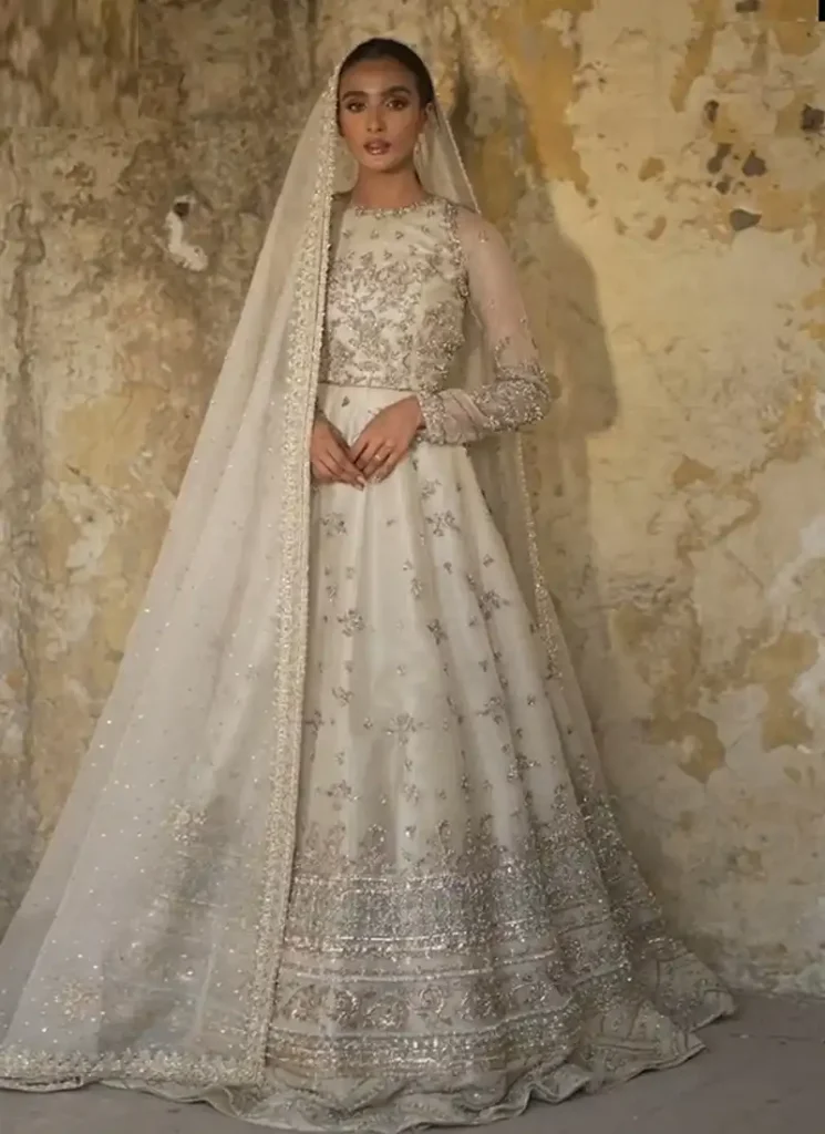 Cream Colour Nikkah Maxi Video