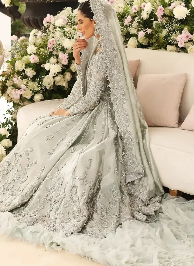 Silver Wedding Gown with 12-Kali Flare Video