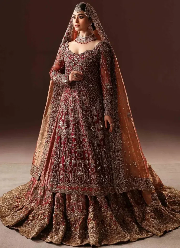 Ammara Khan Red Farshi Lehenga (Inspired Version) Video