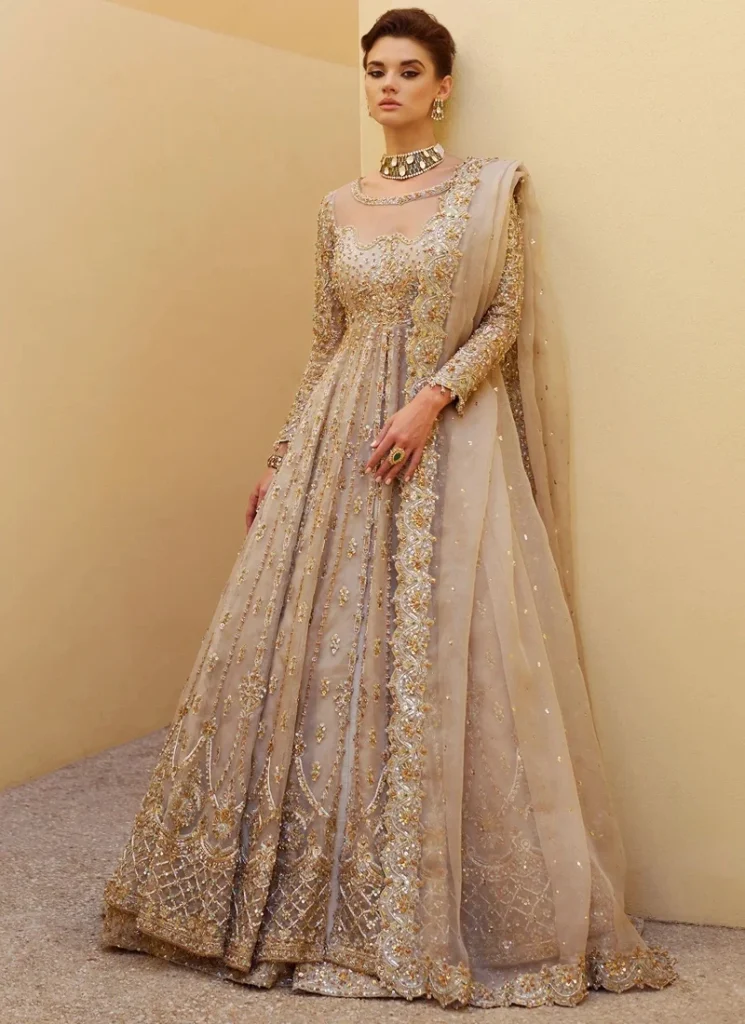 Kanwal Malik Ivory Gown (Inspired Version) Video