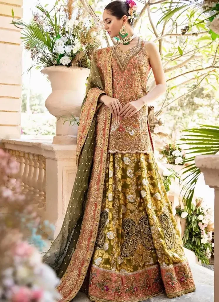 Tena Durrani Mehndi Dress (Inspired Version) Video
