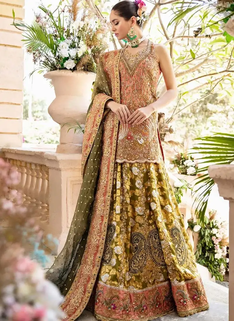 Tena-Durrani-Mehndi-Dress-1 Tena Durrani Mehndi Dress (1)