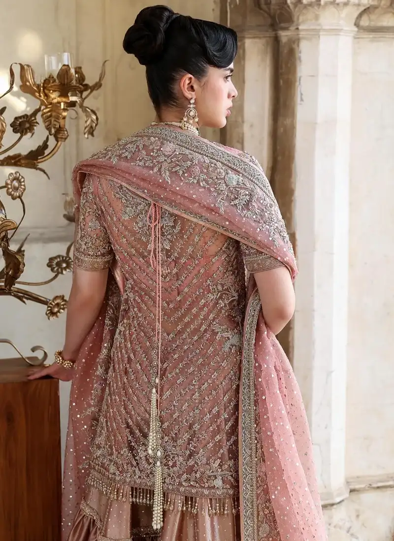 Dusty pink bridal shirt close-up with sweetheart-shaped neckline, metallic floral embroidery and bordered dupatta.